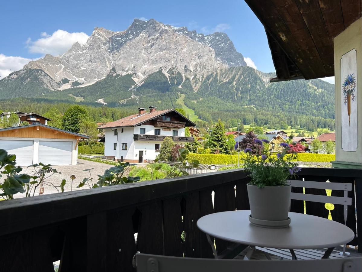 Appartamento Haus Blaesi Ehrwald Esterno foto